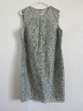 Rena Rowan Sage Green Sleeveless Floral Shift Dress